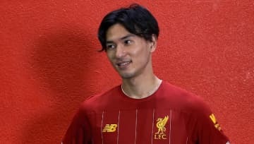 クロップ監督、南野を『タキ』と呼び超絶賛！「リヴァプールに必要なタイプ」