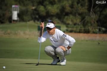 原英莉花は新パター投入も苦戦（大会事務局提供）