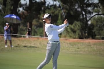 原英莉花は前半を2アンダーとして後半へ（提供：大会事務局）