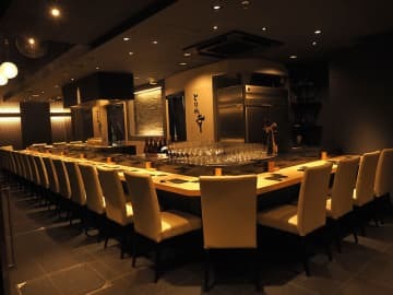 “普段使いの最高峰”。極上の串を堪能できる焼き鳥の名店が、南青山に誕生！