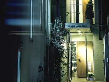 「ここって、誰かのマンション？」青山の住宅街の奥に、ピュアな味わいのフレンチがある