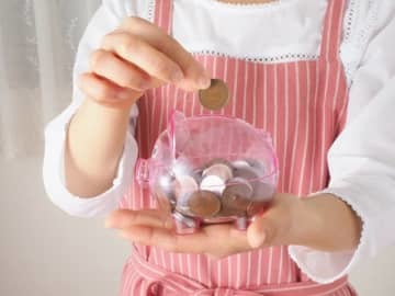 子どもの成長による食費増加は多くの家庭の悩みではないでしょうか？ 喜ばしい反面家計が厳しい……と悩ましいものです。節約家計ではどのくらいの食費が理想的なのでしょうか。