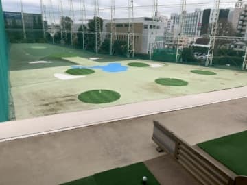 屋外ゴルフ練習場は休業要請対象外に（撮影：ALBA)