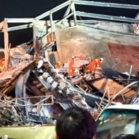 中国ホテル倒壊、死亡は10人 画像