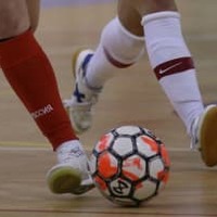 「奇跡のミス連発」女子フットサル動画が話題 画像