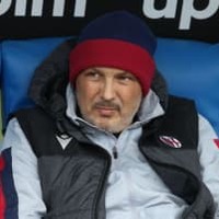 白血病克服ミハイロヴィッチ監督、「51歳とは思えぬ超絶フリーキック連発」 画像