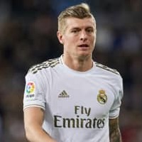 「ゲイのサッカー選手は告白すべきか?」 クロースの“率直な答え”は 画像