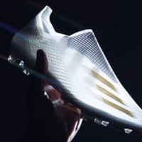 adidasが新スパイク『エックスゴースト』を発表!カーボン搭載のスピードモデル 画像