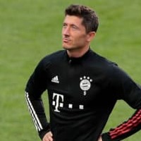 バルセロナ監督「レヴァンドフスキ、メッシのレベルにはない」 画像