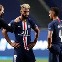 PSG監督、マスクしてない相手コーチに怒る!?「問題シーン」がこれ 画像