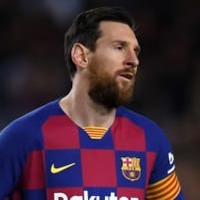 バルセロナ、移籍希望のメッシと話し合い拒否か 画像