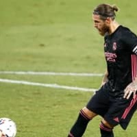 セルヒオ・ラモス、今季初ゴール!「うますぎる達人パネンカPK」がこれ 画像