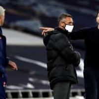 モウリーニョvsランパード!試合中に勃発した「口喧嘩シーン」がこれ 画像