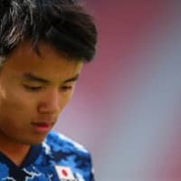 久保建英、日本代表初ゴール未遂!「驚きのフリーキック」がこれ 画像