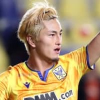 鈴木優磨、ベルギーで3ゴール目!無慈悲に相手のヘマを罰する(動画あり) 画像