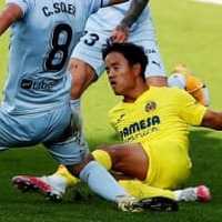 久保建英、人生初の退場…「問題のスライディングシーン」がこれ 画像