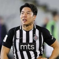浅野拓磨、早くも今季10点目!飛び出しからゴール左隅に沈める 画像