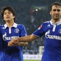 内田篤人と同時にシャルケ移籍のラウール、「バカか?」と思ったとマガトが明かす 画像
