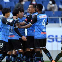 小林悠が「ラスト1分」劇的決勝弾!川崎フロンターレがゼロックス杯を制覇、G大阪を下す 画像