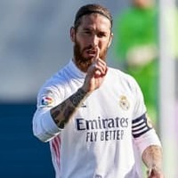「悪夢セルヒオ・ラモスへの肘打ちのはずが人違いした(笑)」 元スペイン代表FWが告白 画像