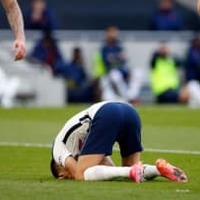 レギロン、見事なボレー…オウンゴール叩き込む 画像