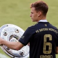 バイエルン監督変わりすぎ問題…キミッヒがちくりと刺す 画像