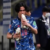 南野拓実、ブンデスリーガクラブが獲得に興味 現地報道 画像