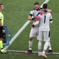 EUROで絶好調のイタリア代表、なぜ残り1分で控えGKを投入したのか 画像