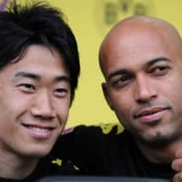 香川ともプレーしたドルトムントの伝説!デデがひとりだけワニを怖がった話 画像