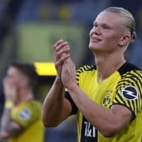 怪物ホーラン、バイエルンに負けても誕生日の少年に神対応!かっこよすぎる 画像