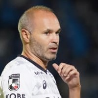 元Jリーガーもいる!イニエスタが「ピッチ上の監督だ」と唸った4人のチームメイト 画像