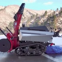 手押し式除雪機、安全装置使用を 画像