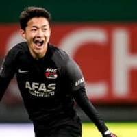 FW起用のAZ菅原由勢、今季初ゴール!味方に感謝の楽勝シュートがこれ(動画あり) 画像