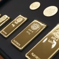 金価格、連日で最高値 画像