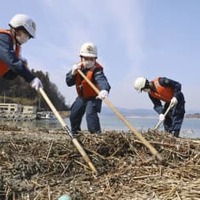 震災不明者の手掛かり求め捜索 画像