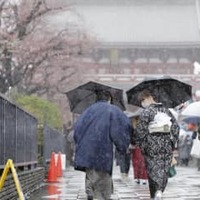 気温低下、平野部でも雪 画像