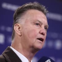 W杯出場のオランダに激震…70歳ファンハール監督、進行性の前立腺がんを公表 画像