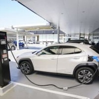 トヨタ系全店に急速充電器設置へ 画像
