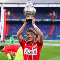 堂安律のPSV、国内カップ優勝 頭部接触選手は記憶ないままプレー 画像