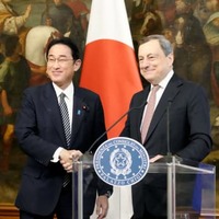日伊首脳、対ロ制裁で結束 画像