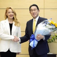 首相、ウクライナ支援継続を確約 画像