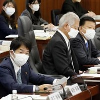 憲法9条への自衛隊明記で対立 画像