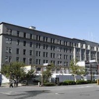 税収、初の65兆円超え視野 画像