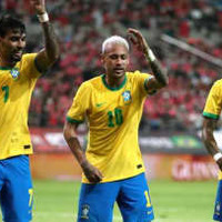 ブラジル代表監督が説明「ネイマールが、PSGより代表で輝くワケ」 画像