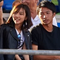 日本代表、妻の会!?柴崎岳の妻、真野恵里菜さんのSNSが話題 画像
