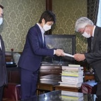 立民、内閣不信任案を提出 画像