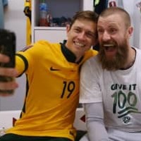 W杯決定で国民的英雄!豪州GKの「クセがスゴい踊り」にペルーはイラつく 画像