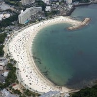 海水浴場で女性溺れ死亡 画像