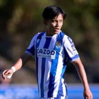 久保建英、頭を抱える…ソシエダ初ゴールに迫った未遂シーン 画像