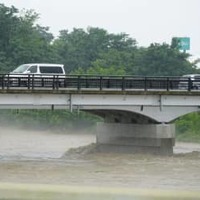 青森で大雨、2河川が氾濫 画像